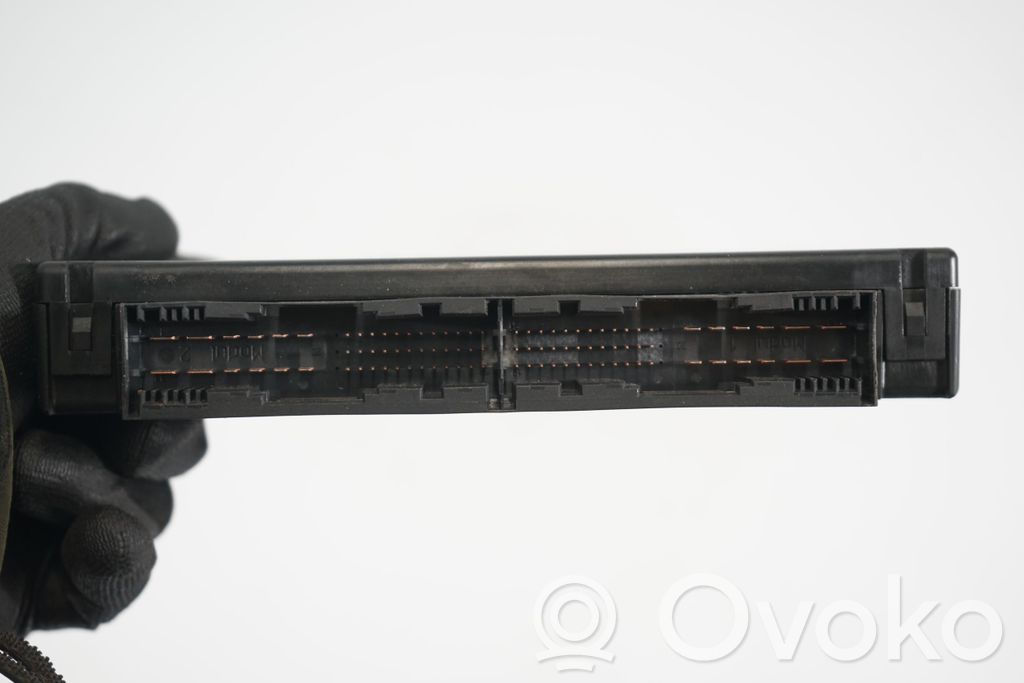 Comfort/convenience module (6)