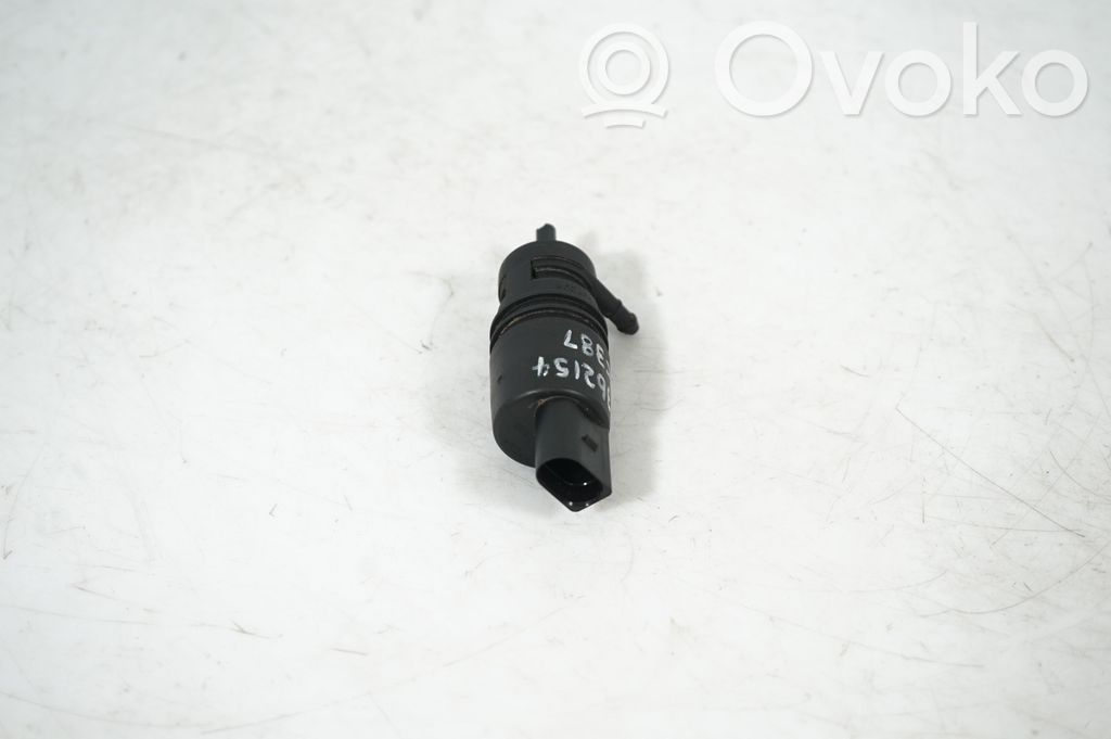Headlight washer pump (4)