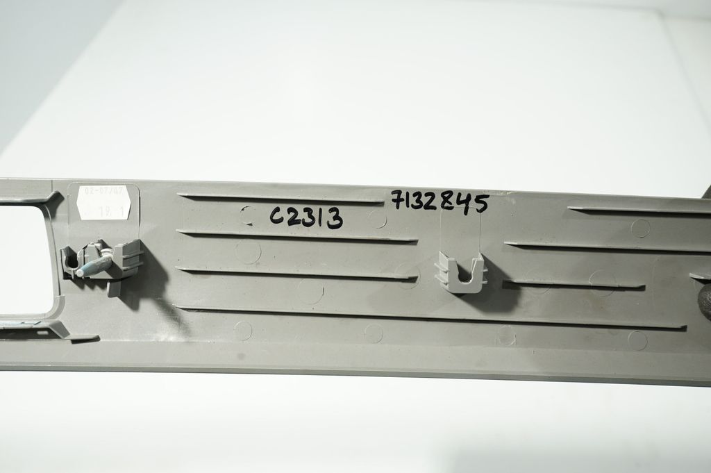 Dashboard center trim panel (6)