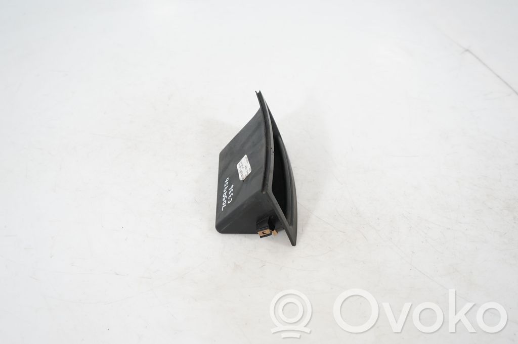 Glove box central console (4)