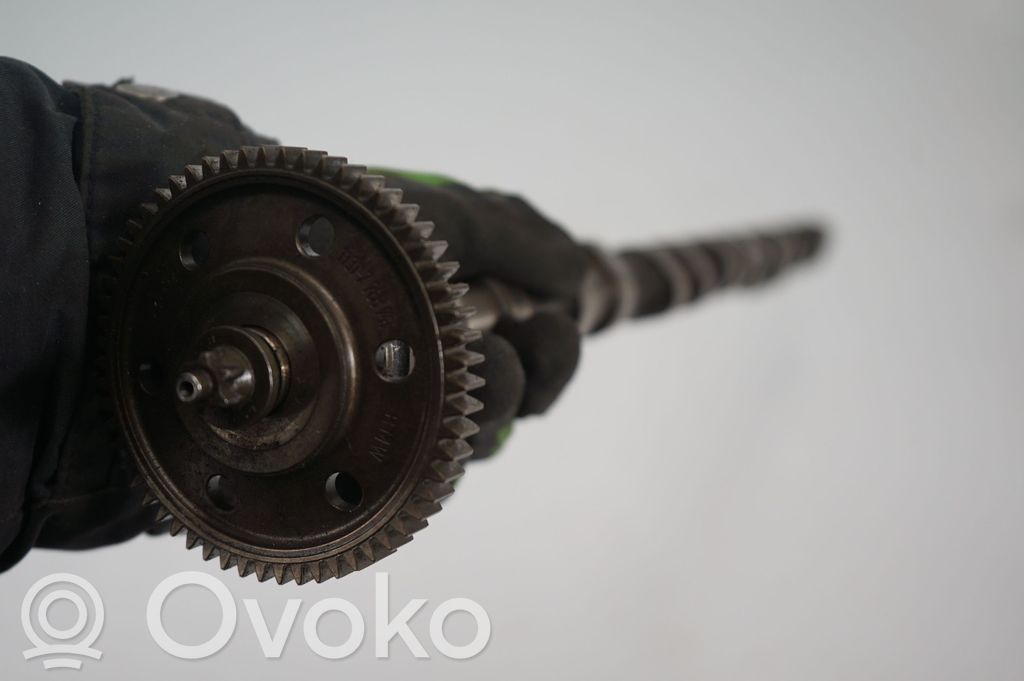 Camshaft (4)