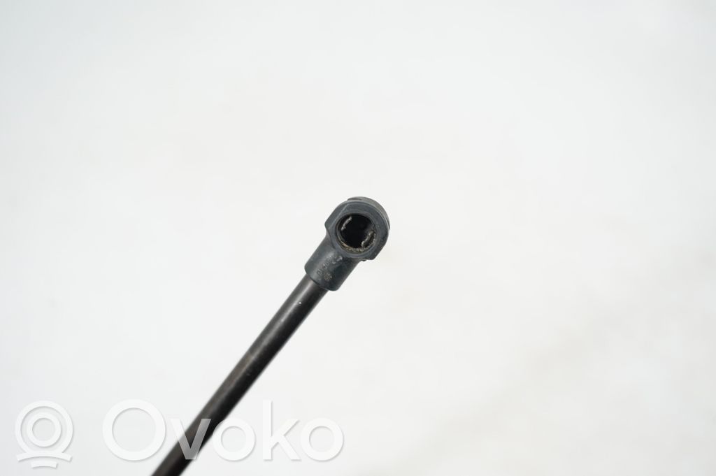 Front bonnet/hood damper/strut (9)