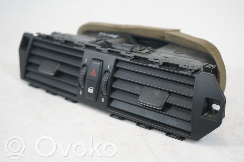 Dash center air vent grill (6)