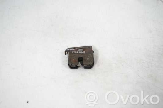 Seat back rest lock catch