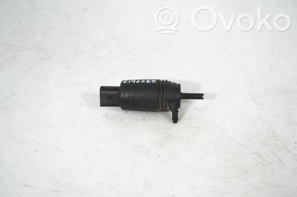 Windscreen/windshield washer pump (3)