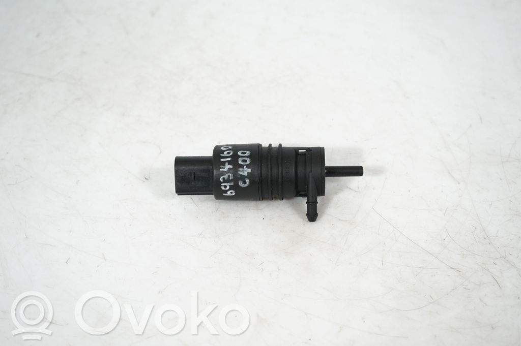 Windscreen/windshield washer pump