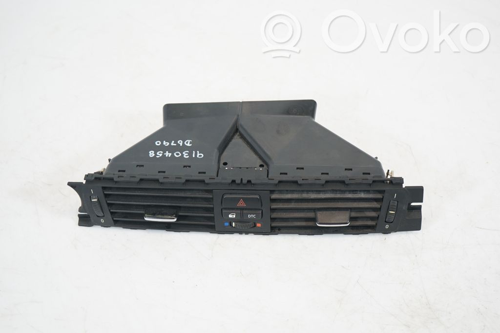 Dash center air vent grill