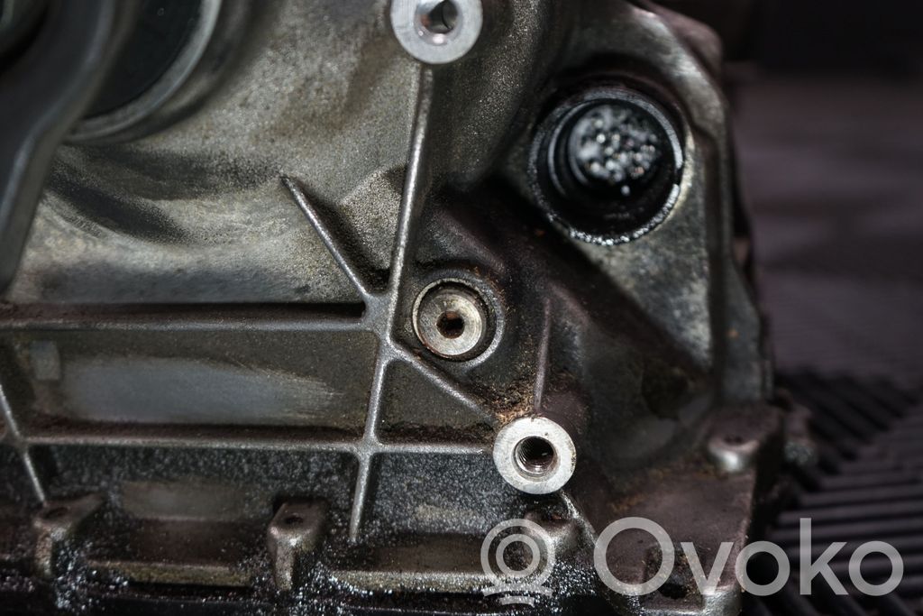 Automatic gearbox (12)
