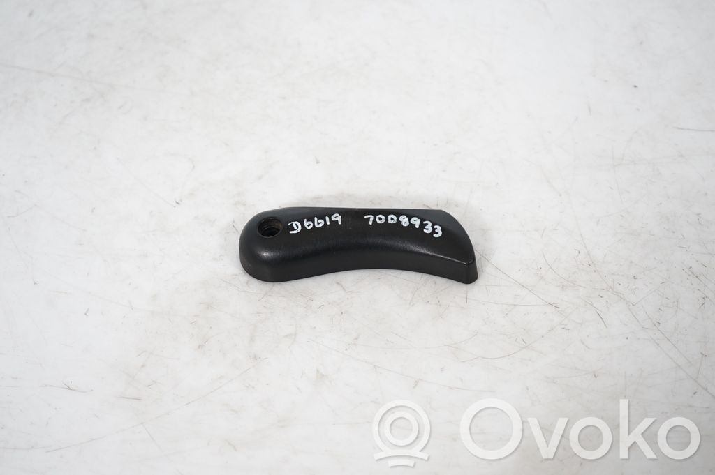 Engine bonnet (hood) release handle