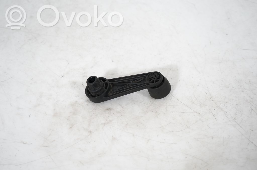 Rear door window winding handle (5)