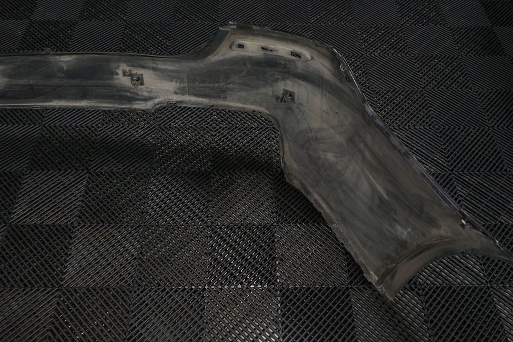 Gearbox mounting bracket (13)