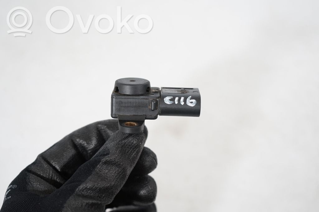 Air pressure sensor (7)