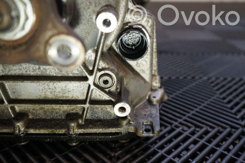 Automatic gearbox (13)