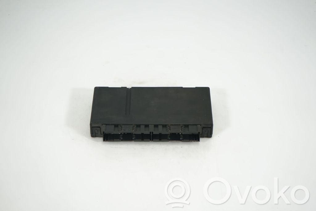 Comfort/convenience module (5)