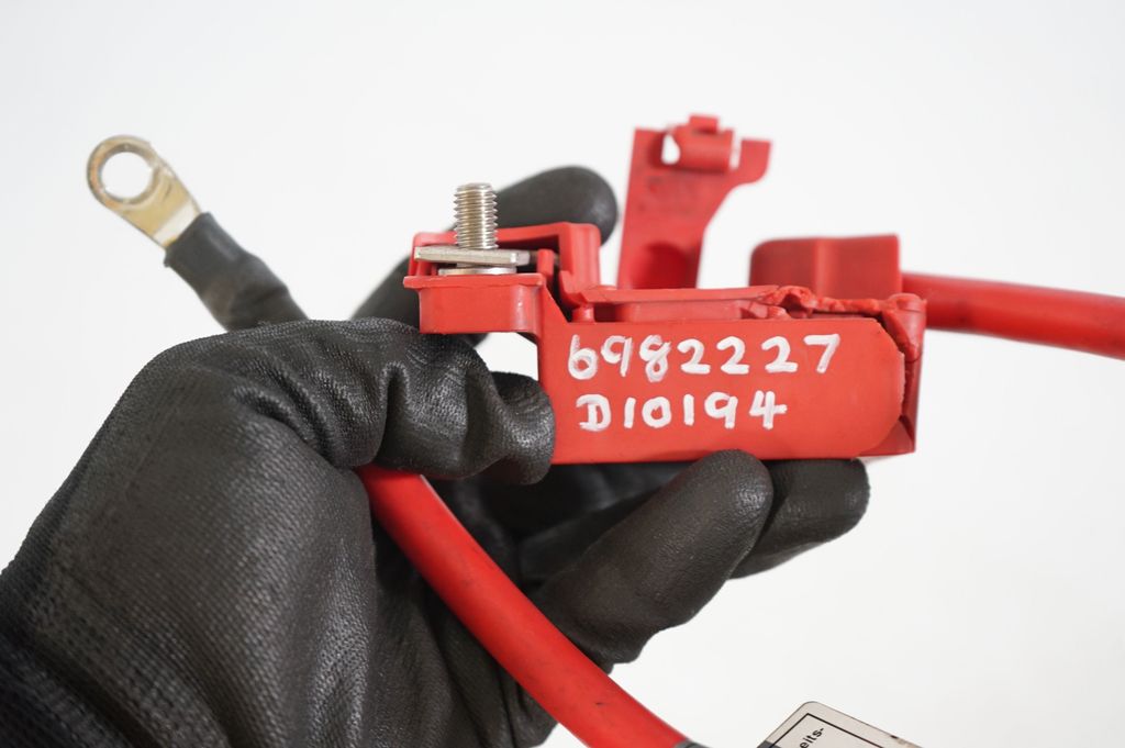 Positive cable (battery) (9)