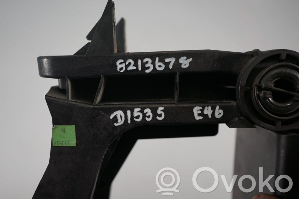 Armrest (8)