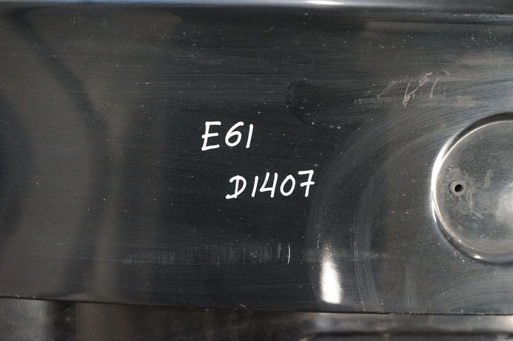 Tailgate/trunk/boot lid (12)