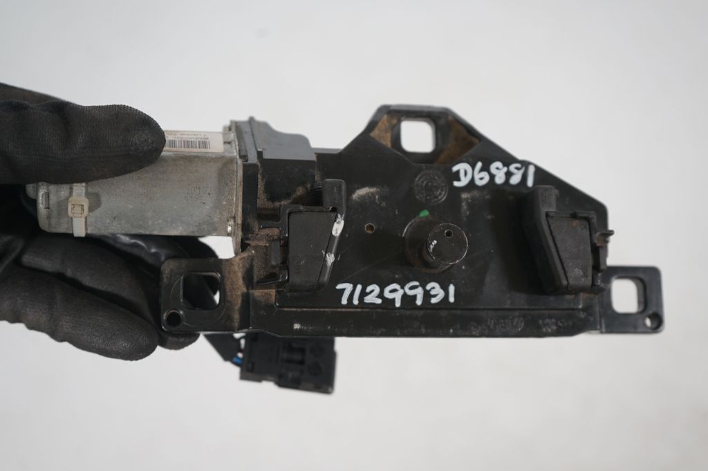 Tailgate/trunk/boot lift motor (7)
