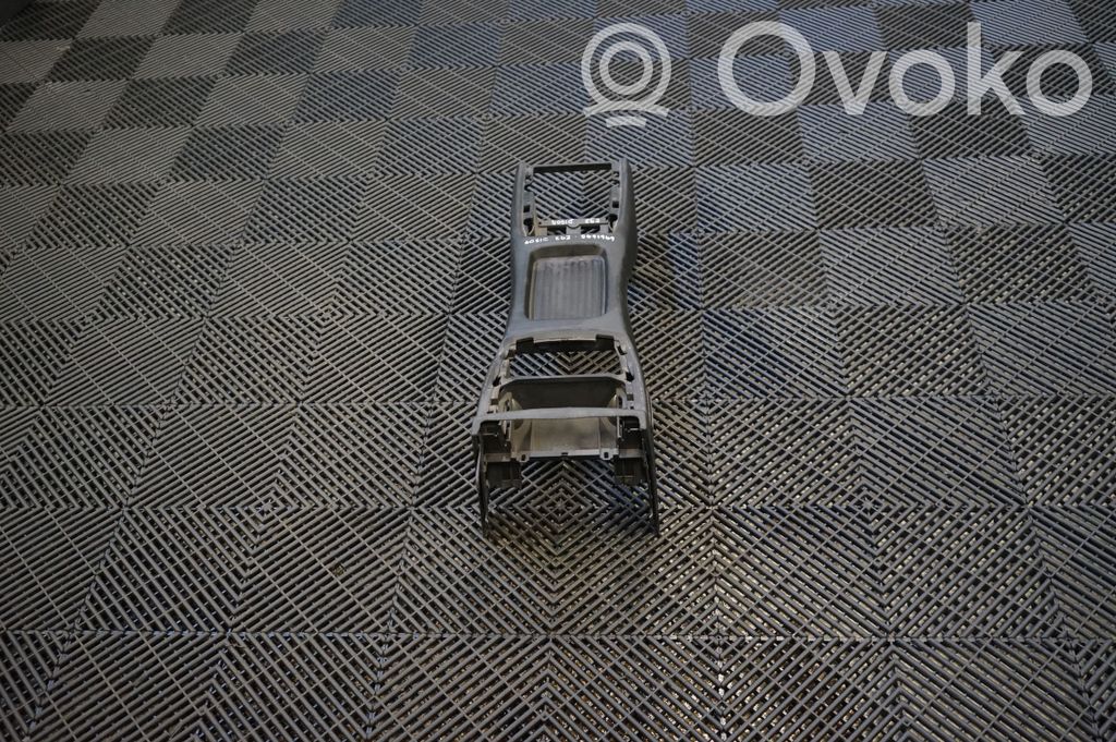 Center console (3)