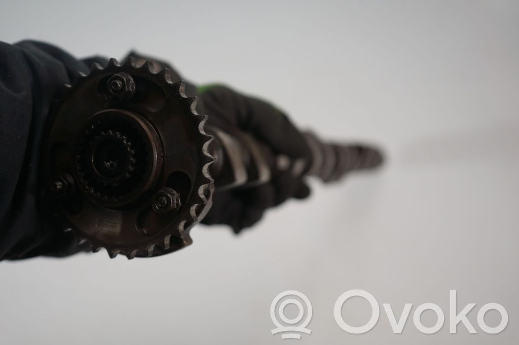 Camshaft (4)