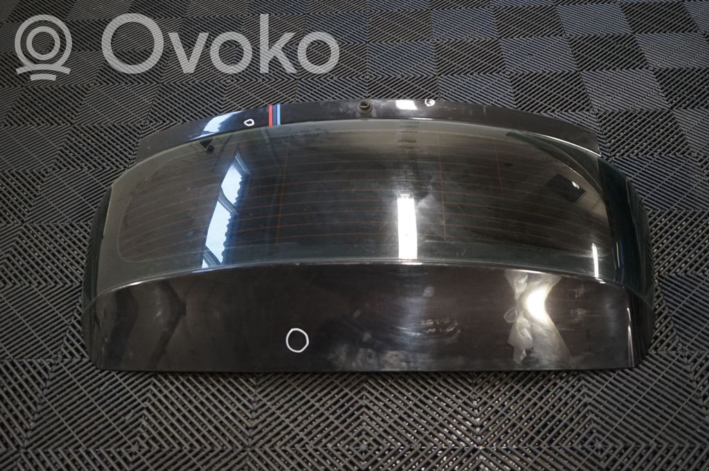 Tailgate/trunk/boot lid (3)