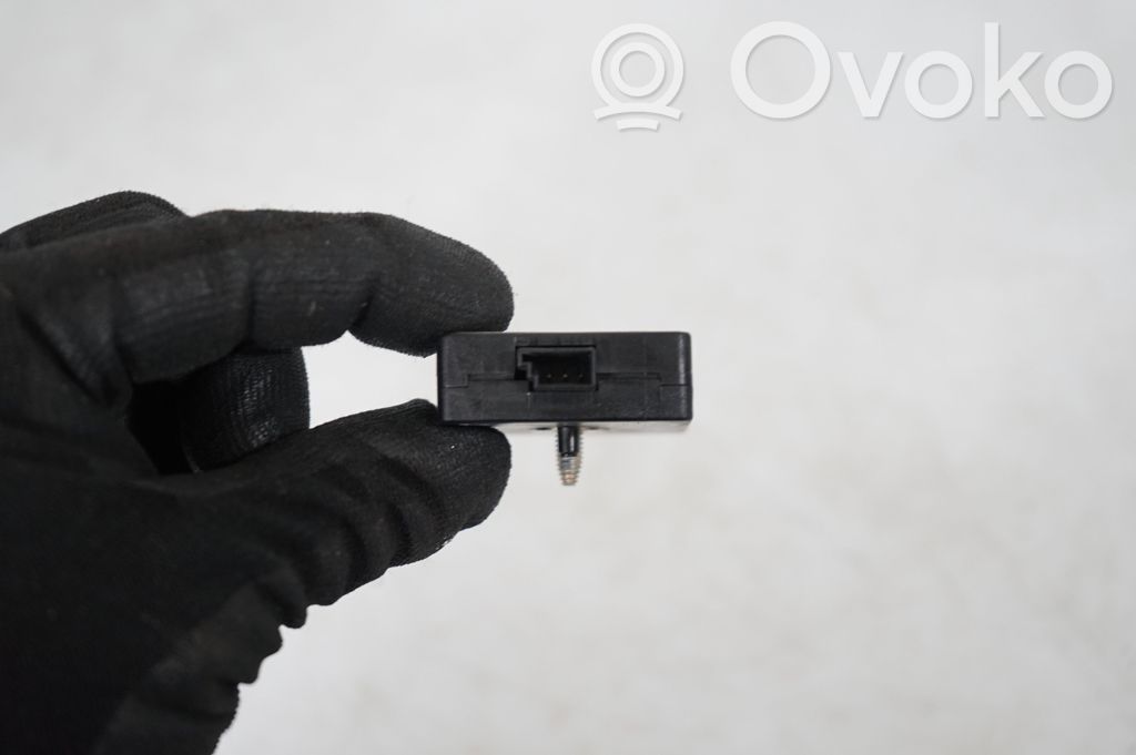 Aerial antenna amplifier (8)