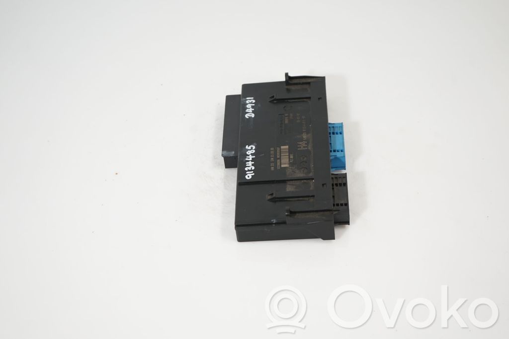 Comfort/convenience module (4)