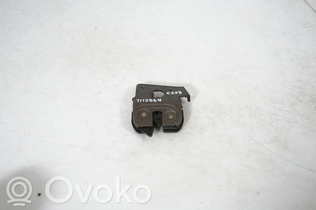 Seat back rest lock catch