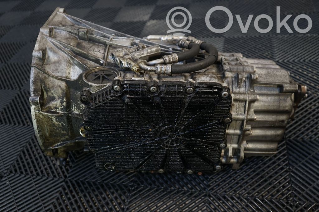 Automatic gearbox (17)