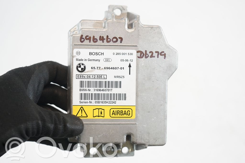 Airbag control unit/module (7)