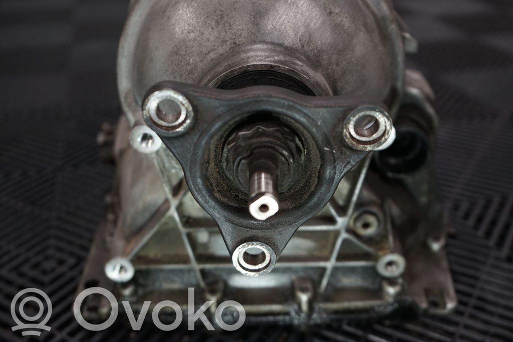 Automatic gearbox (13)