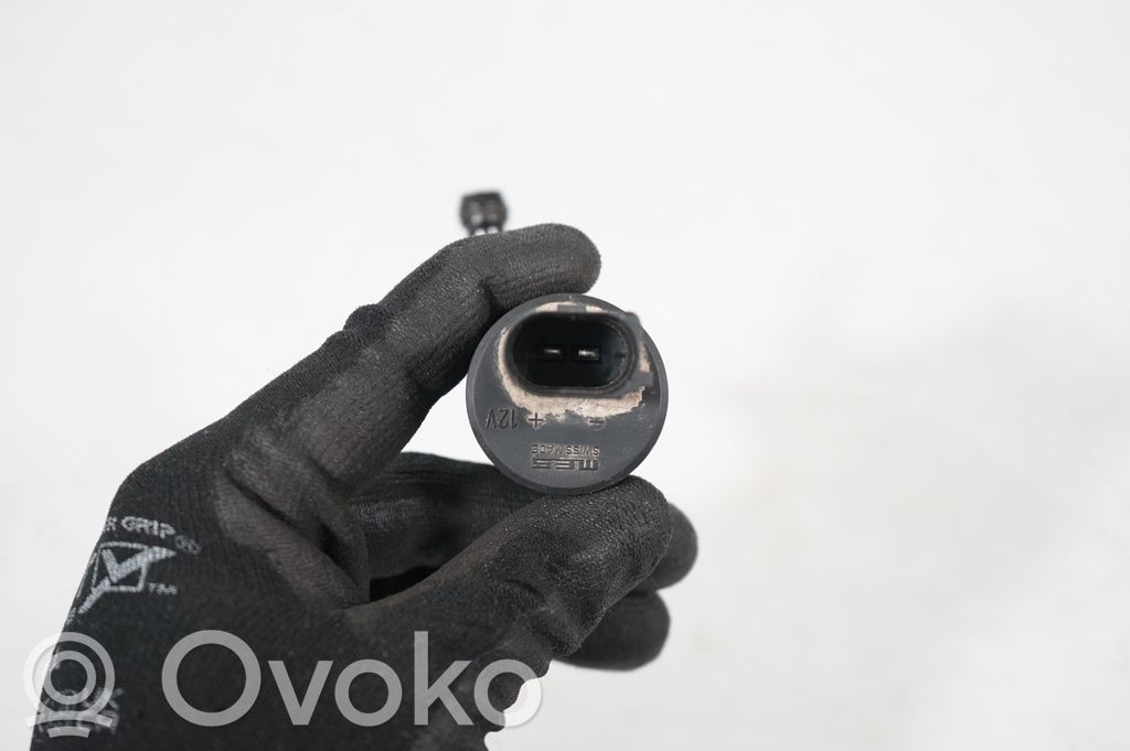 Headlight washer pump (6)