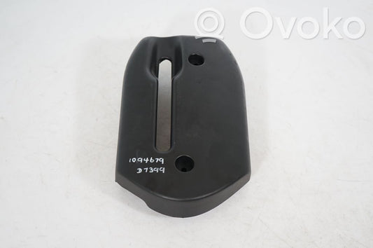 Steering wheel column trim