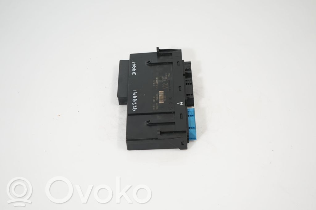 Comfort/convenience module (3)