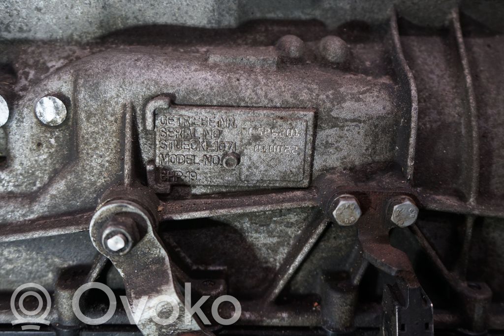Automatic gearbox (8)