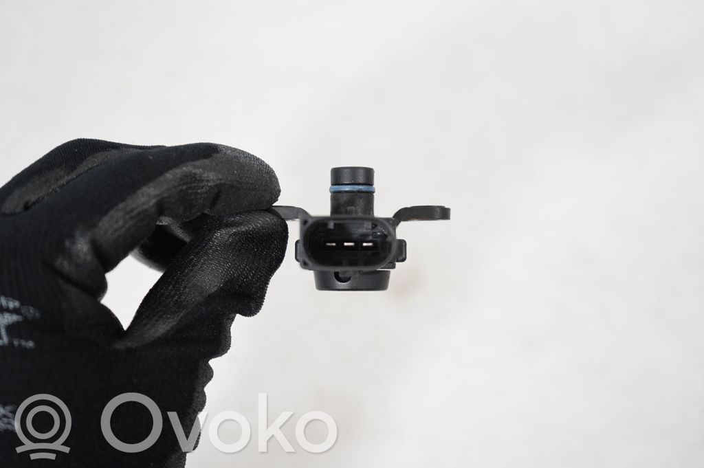 Air pressure sensor (7)