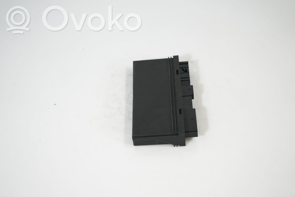 Comfort/convenience module (5)