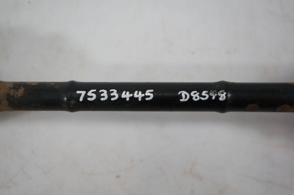 Rear driveshaft (8)