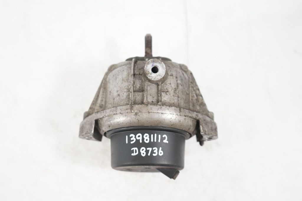 Engine mount bracket (8)