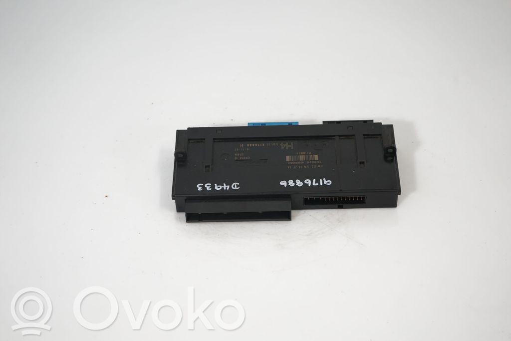 Comfort/convenience module (3)