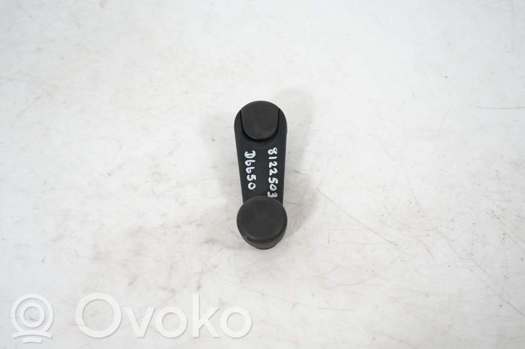 Rear door window winding handle (2)