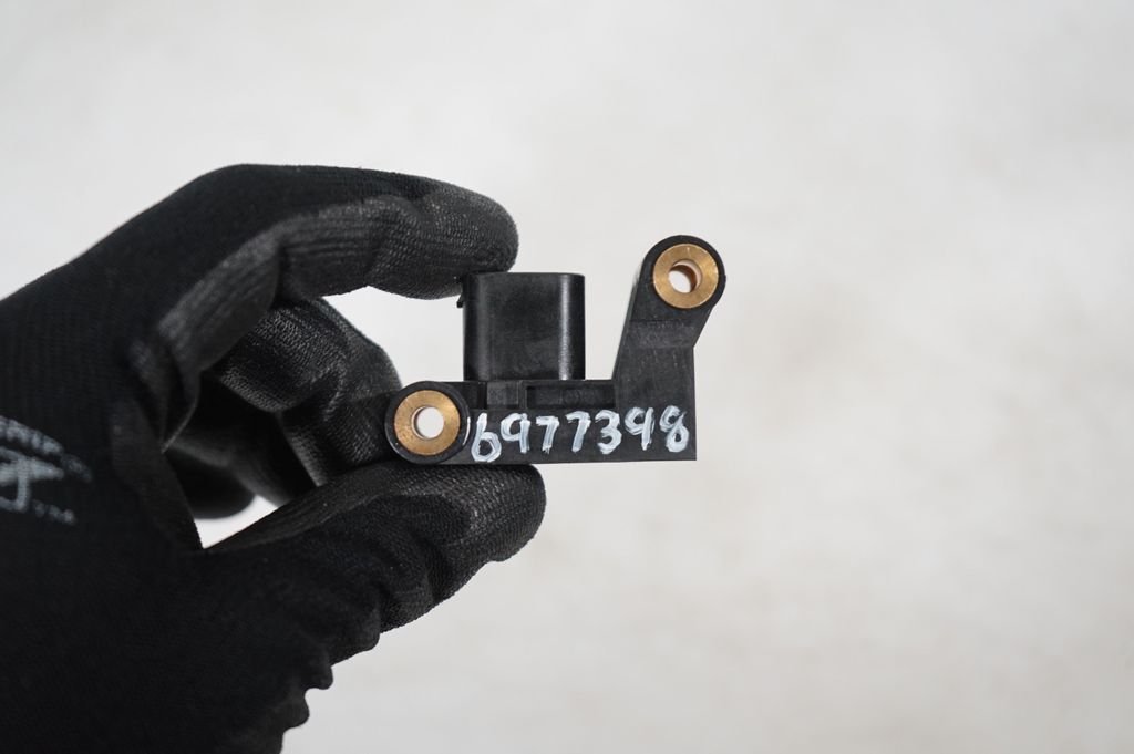 Airbag deployment crash/impact sensor (8)