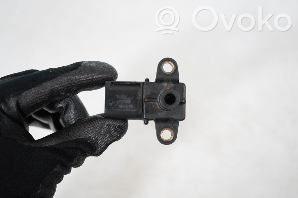 Air pressure sensor (6)