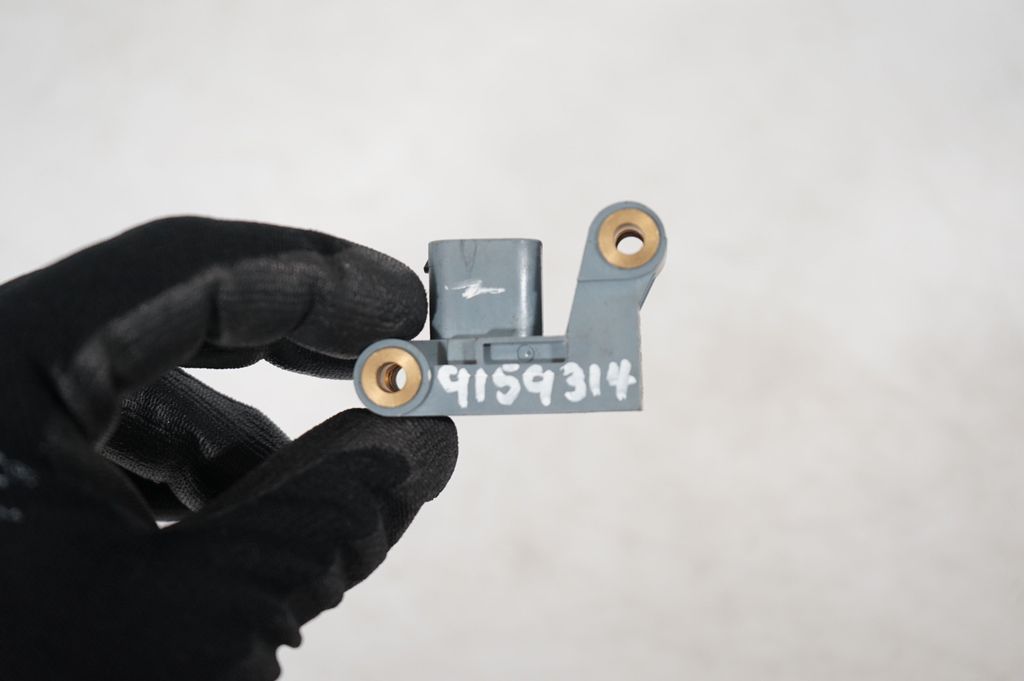 Airbag deployment crash/impact sensor (8)