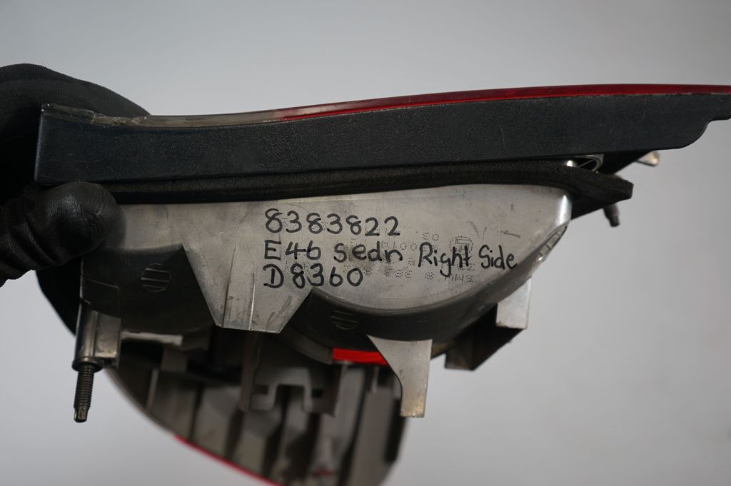 Rear/tail lights (10)