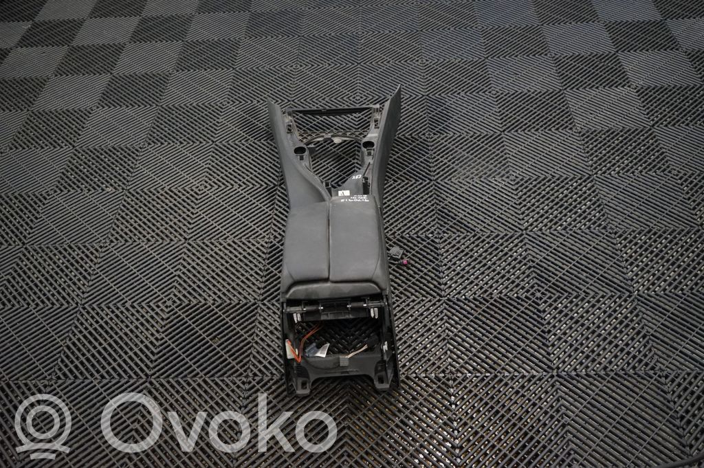 Center console (3)