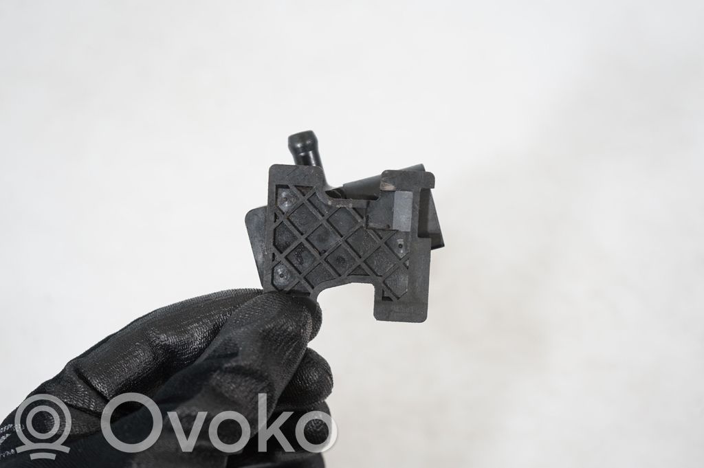 Exhaust gas pressure sensor (6)