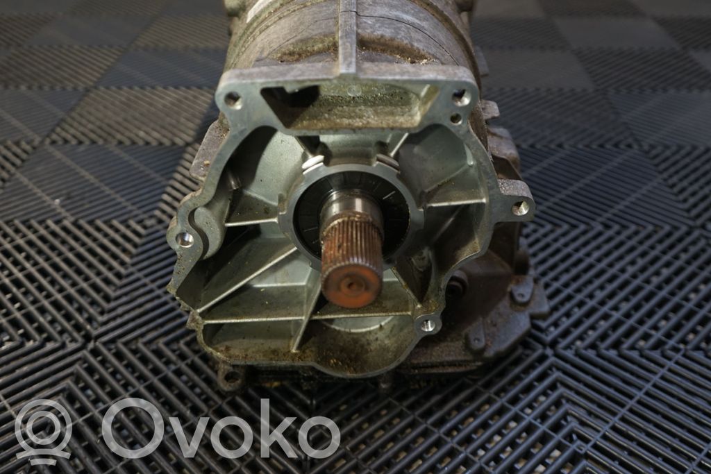 Automatic gearbox (10)