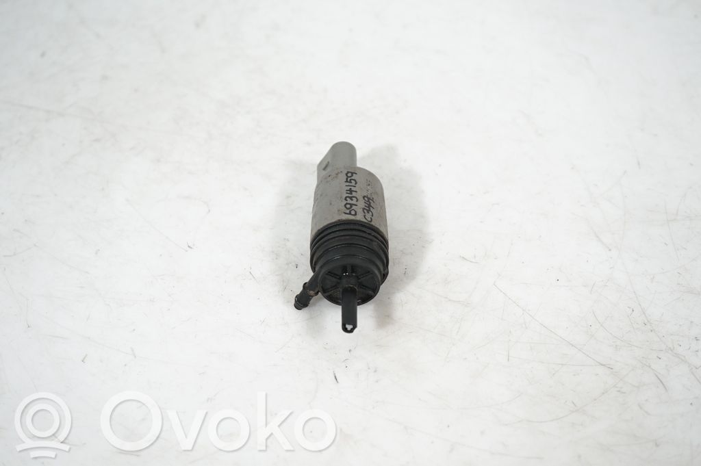 Windscreen/windshield washer pump (4)