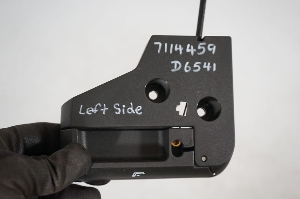 Seat back rest control lever/handle (7)